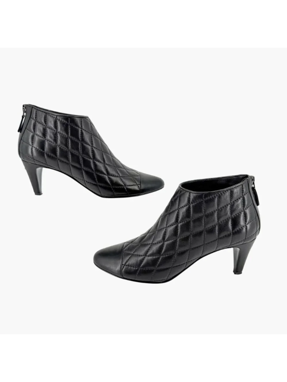 Chanel CC Quilted Cap Toe Ankle Boots Black Leather Size 38.5 US 7.5-8 Mid Heel - Picture 10 of 15